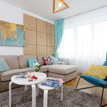 Lovely 2 Bedroom Apartment Near Old Town Bukurešť Exteriér fotografie